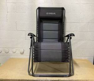 lot 419 image: Magellan Outdoors Oversize Anti-Gravity Lounger
