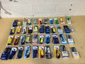 lot 331 image: LOT OF 42 Reading Glasses