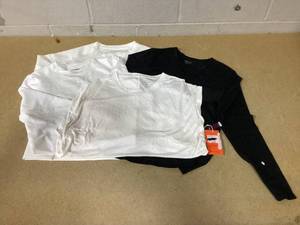 lot 343 image: LOT OF 4 Womens Shirts Size M