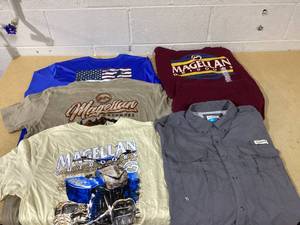 lot 359 image: LOT OF 5 Mens Shirts Size XL