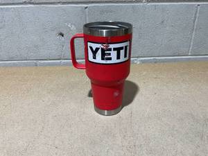 lot 244 image: Yeti Tumbler (Transit Damage. Missing Lid)