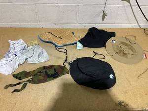 lot 157 image: LOT OF 7 Mens Hats & Neck Gaiters