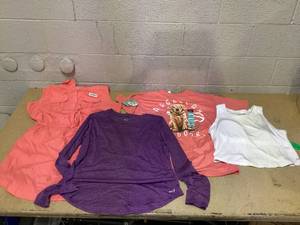 lot 493 image: LOT OF 4 Women T Shirts Size XL