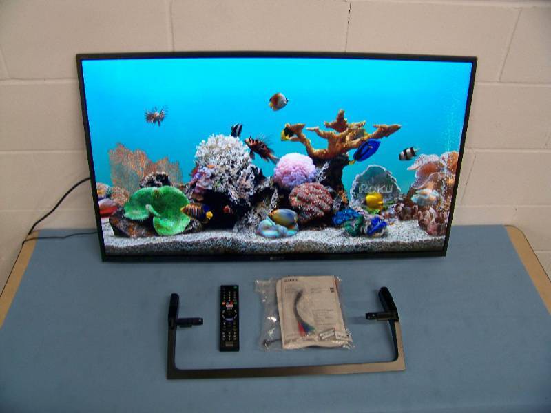 lot 12 image: Sony 43 4K HDR Ultra HD (UHD) SMART LED TV  Television KD-43X720E with Remote Control and Stand