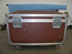 lot 78 image: Calzone Hard-Sided, Foam Lined  Padded Travel  Road Case on Casters