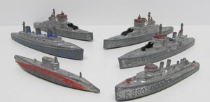 lot 53 image: Old Vintage Tootsietoy Military War Ships