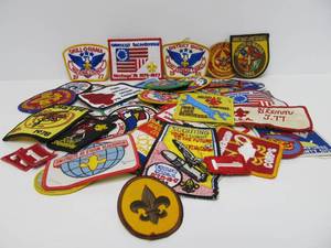 lot 72 image: Large Lot of Assorted Vintage Scout Patches #1