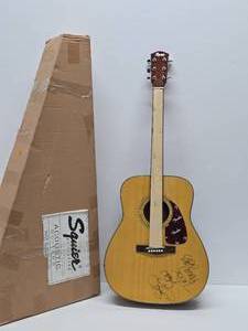 lot 34 image: New Unused Vintage FENDER Squier SD-7 Acoustic Guitar - Autographed by Country Band Trick Pony