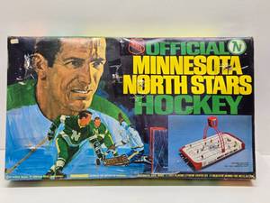 lot 5 image: Awesome Vintage MINNESOTA NORTH STARS Hockey Game wOriginal Box