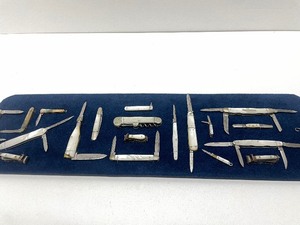 lot 3 image: Fantastic Collection of Antique Pearlized Pocket Knives