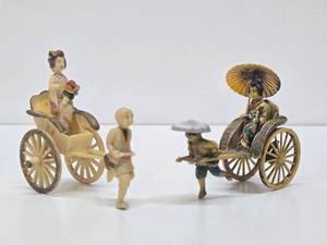 lot 180 image: 2 Small Vintage Japanese Celluloid Rickshaw Figures