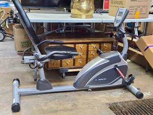 lot 260 image: Excellent Working EXERPEUTIC Therapeutic Fitness Bike