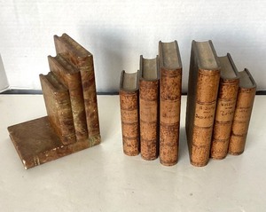 lot 50 image: Vintage Pair Wooden Books Bookends  Single Marble Version