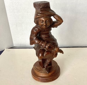 lot 72 image: Carved Wooden Black Forest Style Lamp Base