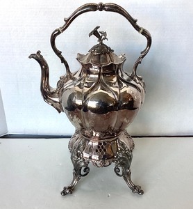 lot 155 image: Antique Reed & Barton Silverplate Tipping Teapot