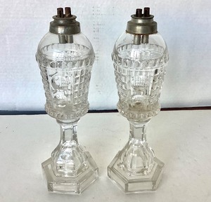 lot 165 image: Pair of Antique EAPG Whale Oil Lamps