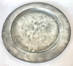 lot 184 image: Antique Pewter Charger #1