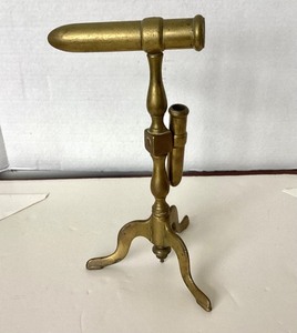 lot 195 image: Antique Brass Goffering Iron