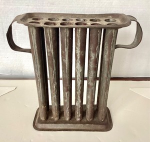 lot 210 image: Antique Tin Candle Mold