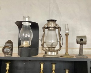 lot 251 image: Group of Antique Lighting