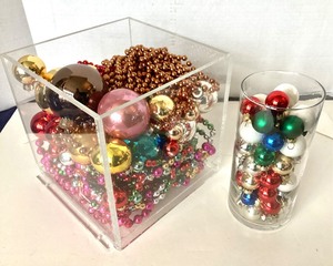 lot 272 image: Group of Assorted Christmas Beads and Balls