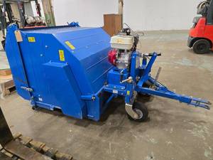 2011 Pioneer Tow Behind Sweeper