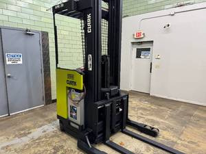 1994 Clark NPR20 Reach Forklift
