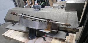 lot 14 image: Salt Dogg Dumper Dogg Tailgate Salt Spreader