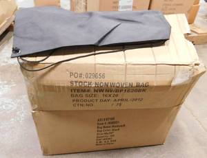 lot 38 image: Black 16 x 20 Drawstring Bags