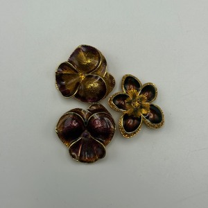 lot 90 image: Joan Rivers Enamel Floral Brooch & Earring Set