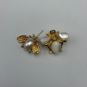 lot 127 image: Joan Rivers Bee & Pearl Jewelry Collection