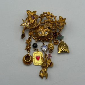 lot 151 image: Kirks Folly Gold-Tone Alice in Wonderland Charm Pin