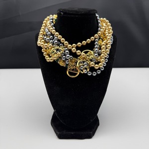 lot 163 image: Camrose & Kross Jacqueline Kennedy Reproduction Jewelry Set