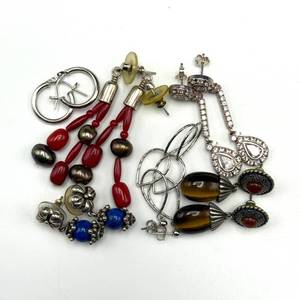 lot 18 image: Sterling Silver Vintage Earring Collection (6) Pair  Mixed Gemstones & Artisan Designs