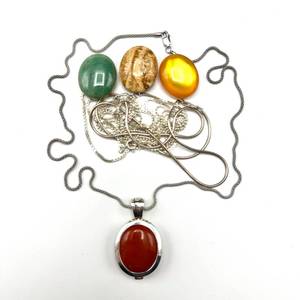 lot 52 image: Assorted Sterling Silver Necklaces with Interchangeable Stones