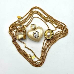 lot 115 image: Joan Rivers Necklace & Pendants Set