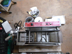 lot 9 image: Donut Robot Mark II Donut Machine