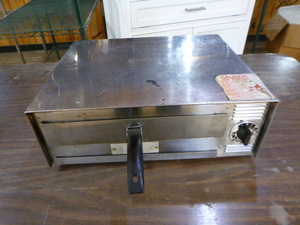 lot 32 image: Counter Top Pizza Oven