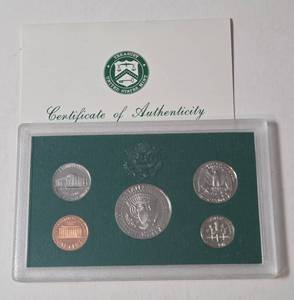 lot 5 image: 1994 US Mint Proof Set