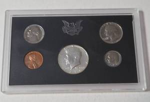 lot 18 image: 1970 US Proof Set