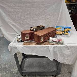 lot 96 image: Semi Livestock Trailers, Texaco Tow Truck and Hot Wheels