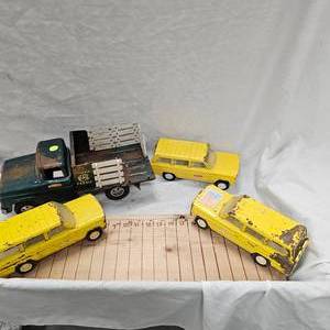 lot 99 image: Tonka Farms Farm Truck and 3 Tonka Jeep Cherokees