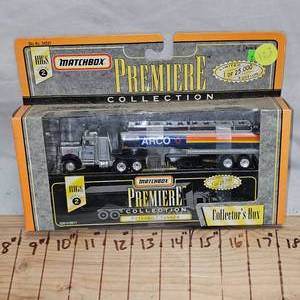 lot 123 image: Matchbox Rigs ARCO premiere Semi Trasport, As New