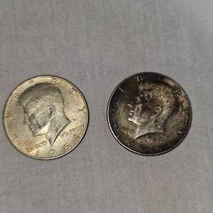 lot 17 image: 1964,1965 Kennedy Halfs, 50c