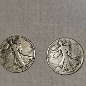 lot 27 image: 1940,1943 Walking Liberty Halfs, 50c