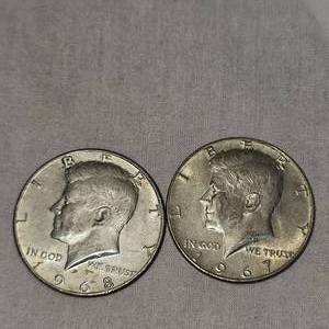 lot 43 image: 1967,1968 Kennedy Halfs-40%
