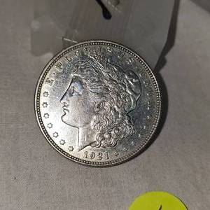 lot 5 image: 1921 VF Morgan $1