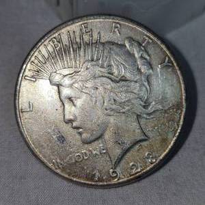 lot 70 image: 1923 Peace Dollar-$1