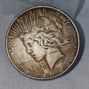 lot 51 image: 1923 Peace Dollar-$1