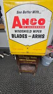 lot 6 image: ANCO Winshield Wiper Display Box, beautiful Piece, Nice Condition